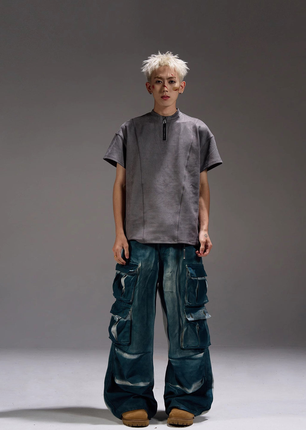 Glossy gimmick fabric glossy design cargo denim pants  OR0967