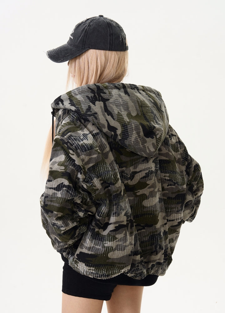 Random camouflage design jacket with over hoodie  OR0987