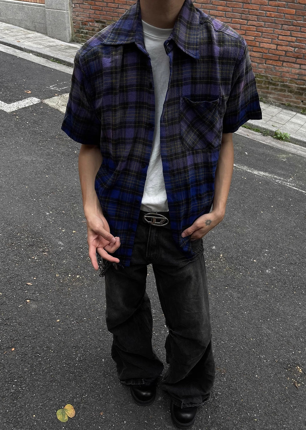 Gradient purple color plaid design distressed short sleeve shirt  OR0992