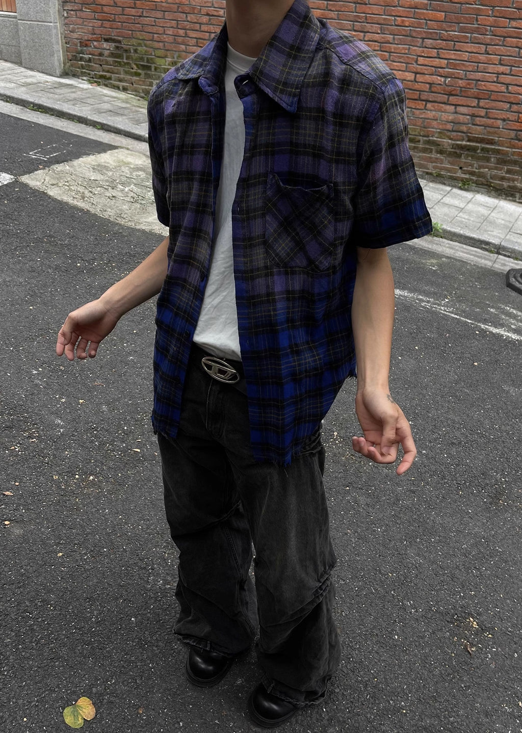 Gradient purple color plaid design distressed short sleeve shirt  OR0992