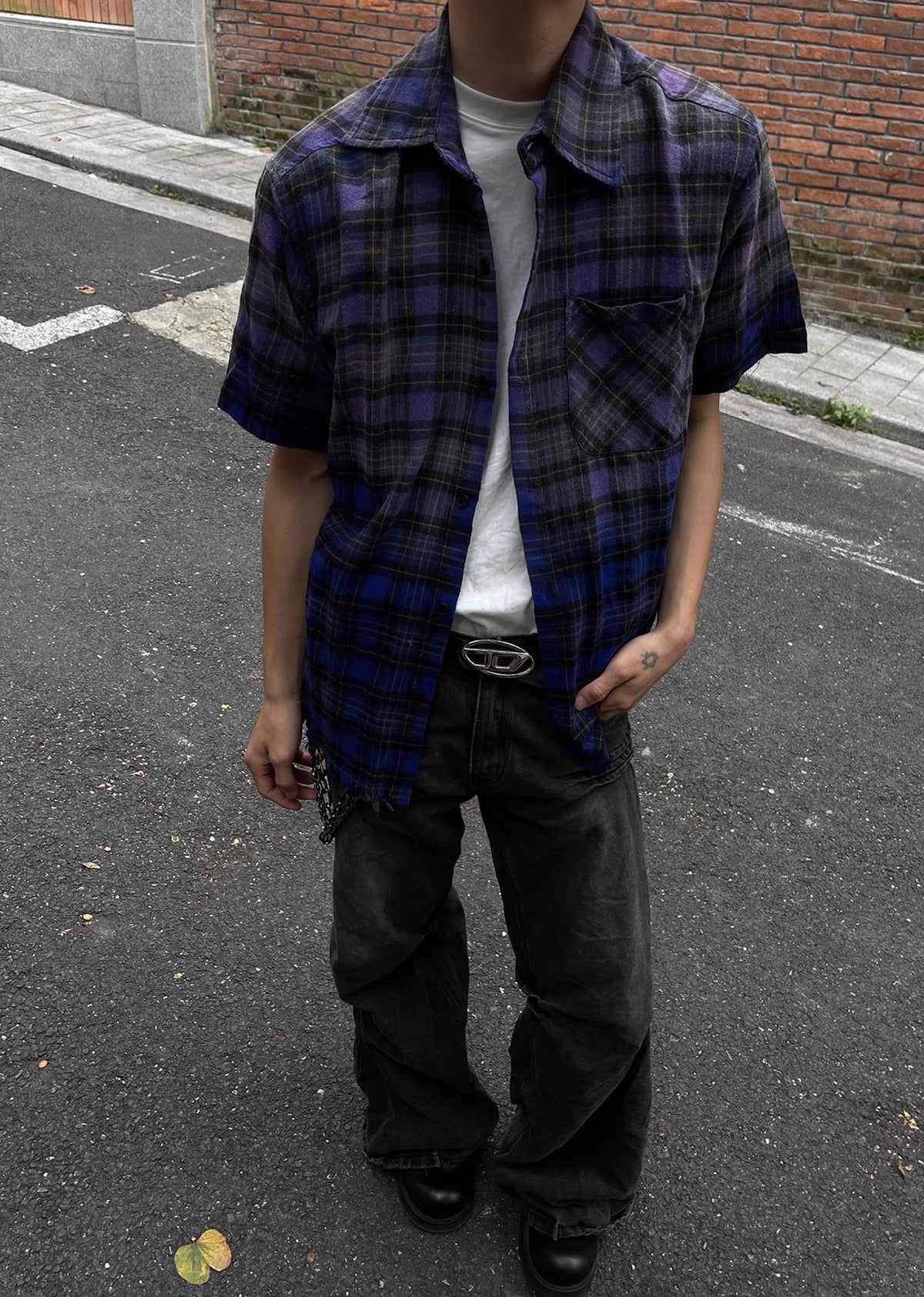 Gradient purple color plaid design distressed short sleeve shirt  OR0992