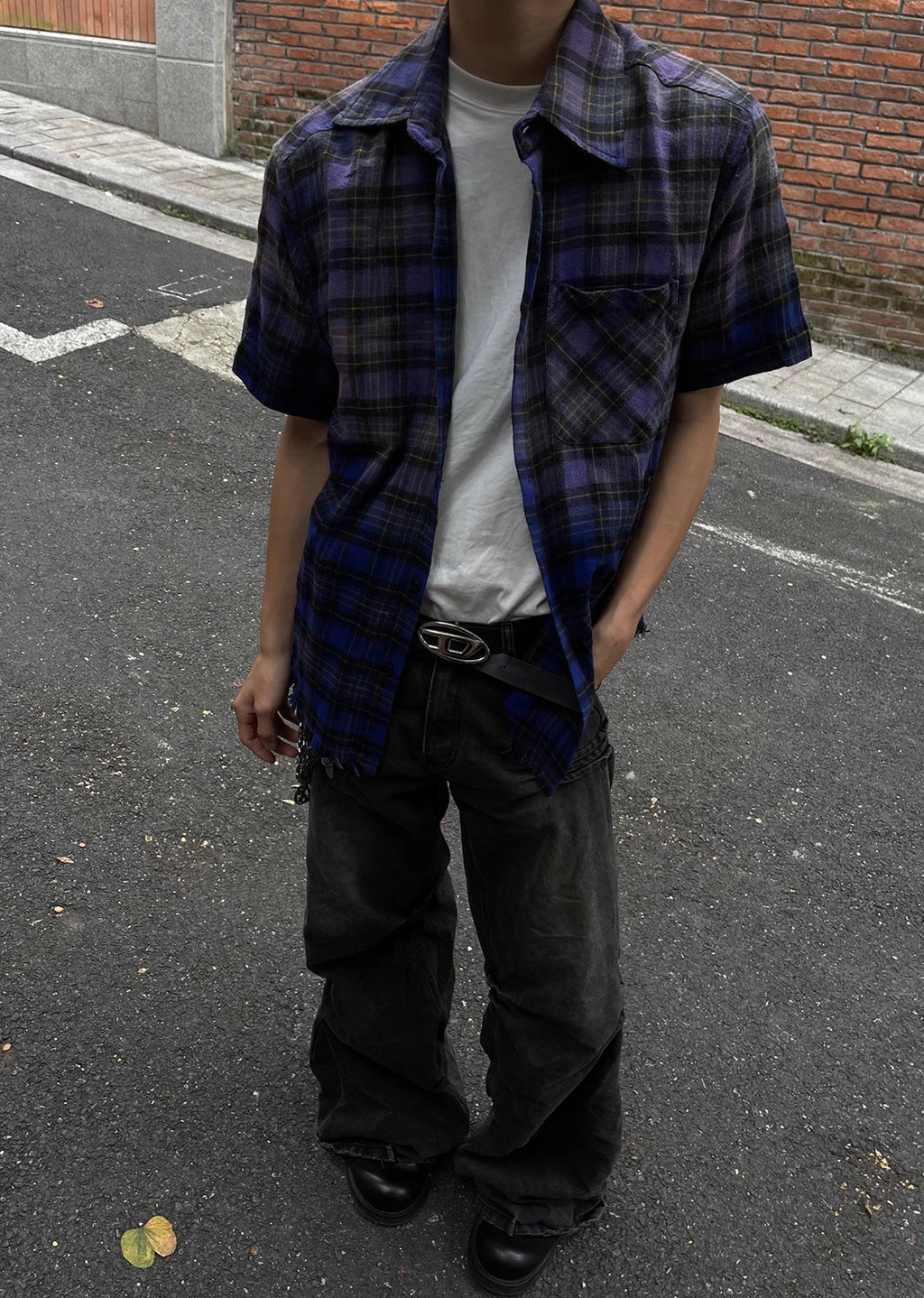 Gradient purple color plaid design distressed short sleeve shirt  OR0992