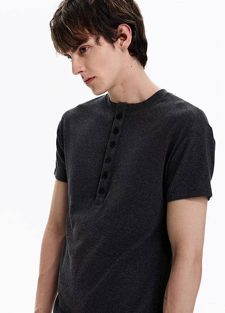 Smart fitted silhouette Henley neck simple short-sleeved T-shirt  OR1002