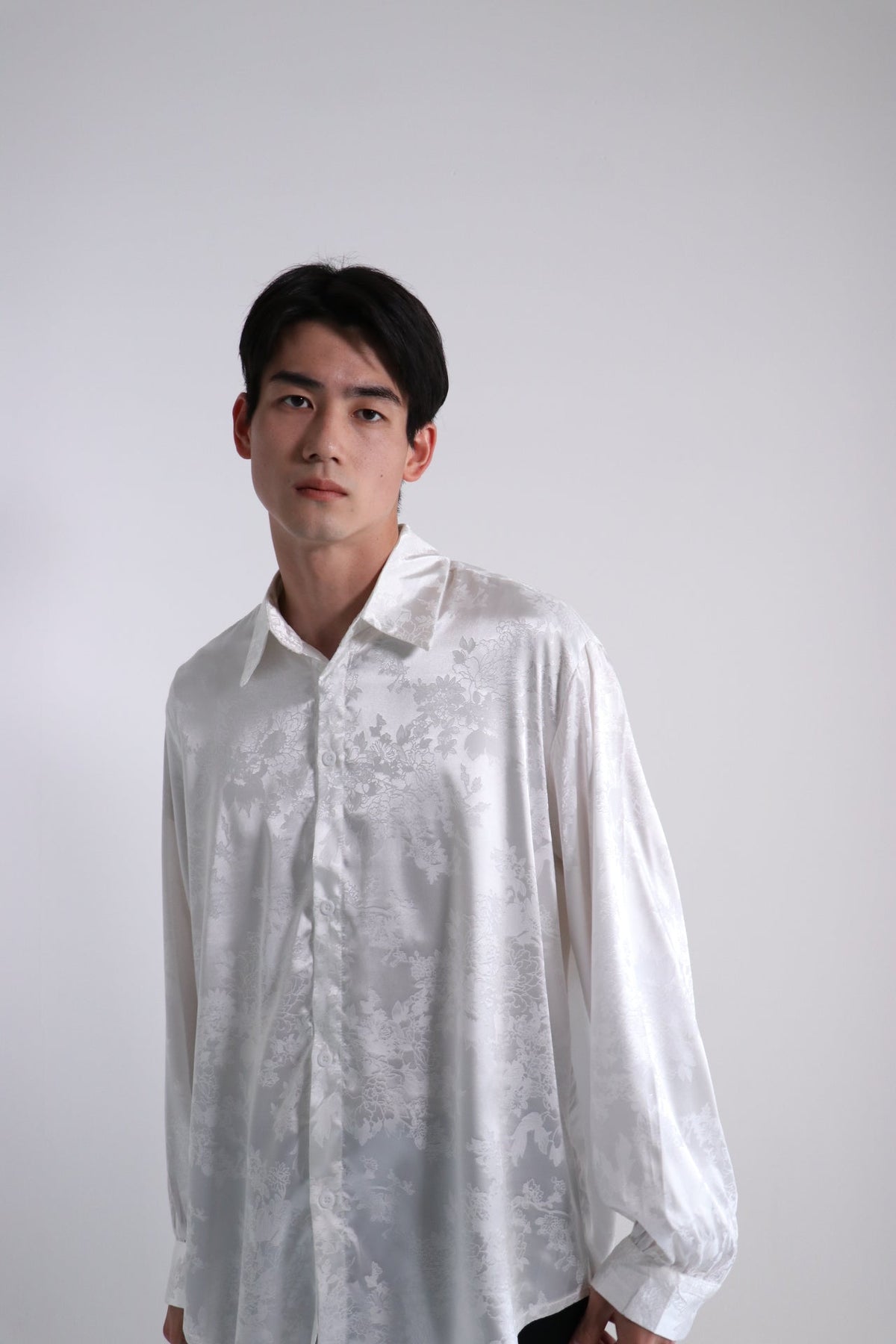 《シャツ1位》Satin china-motif shirt  OR1006