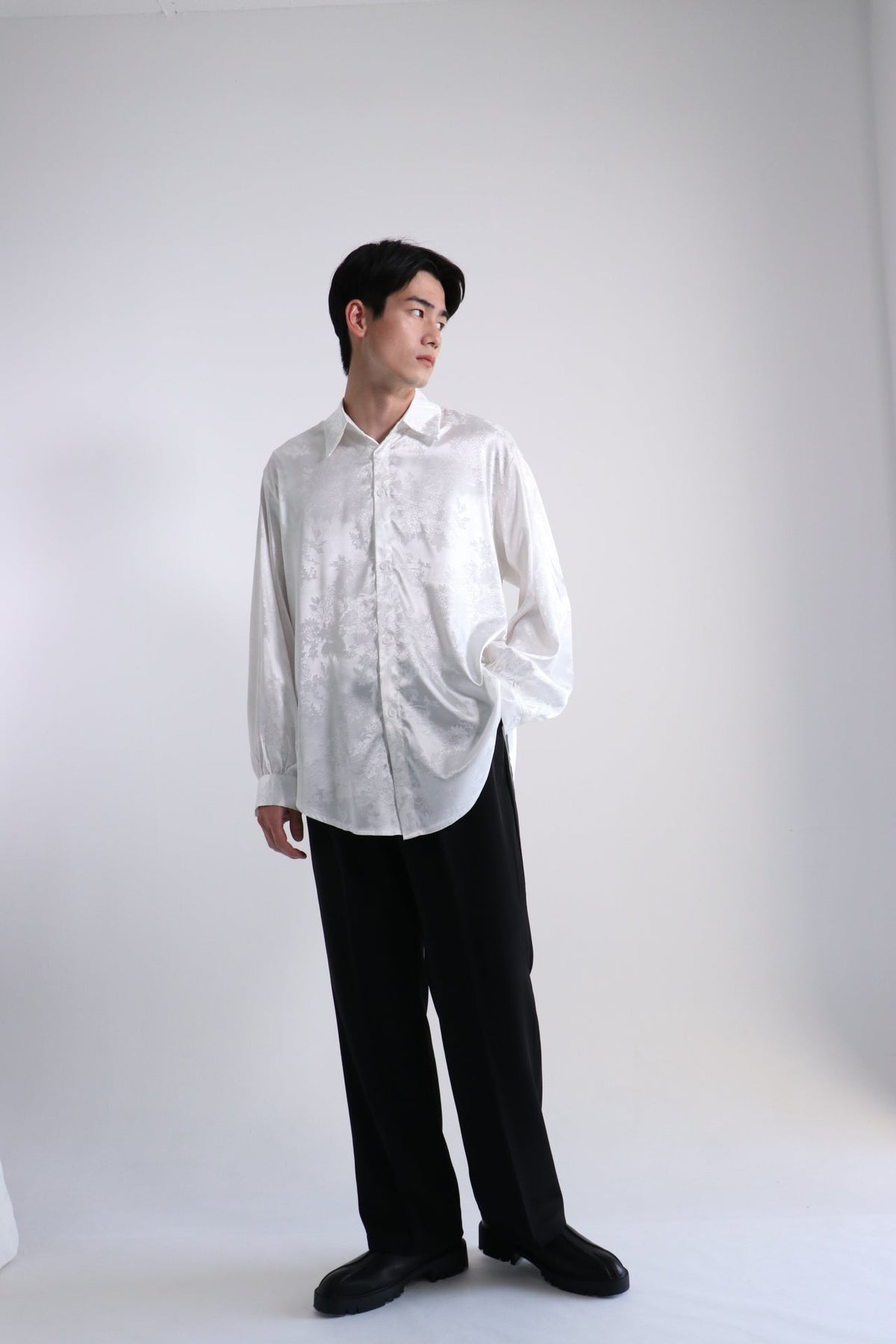 《シャツ1位》Satin china-motif shirt  OR1006