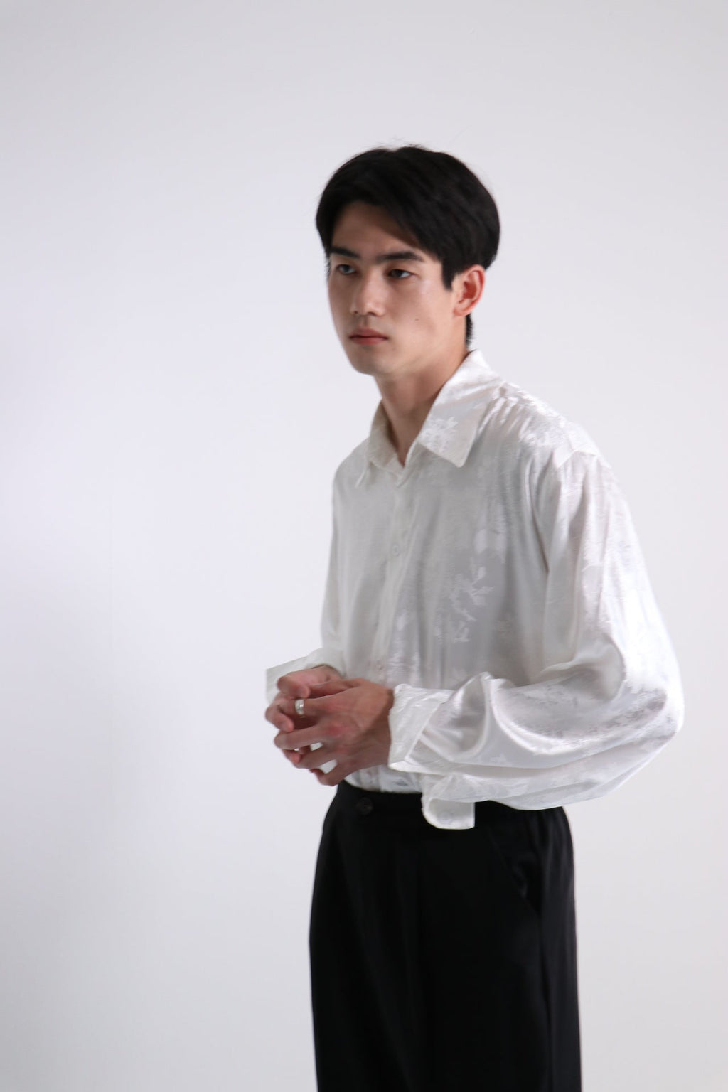《シャツ1位》Satin china-motif shirt  OR1006