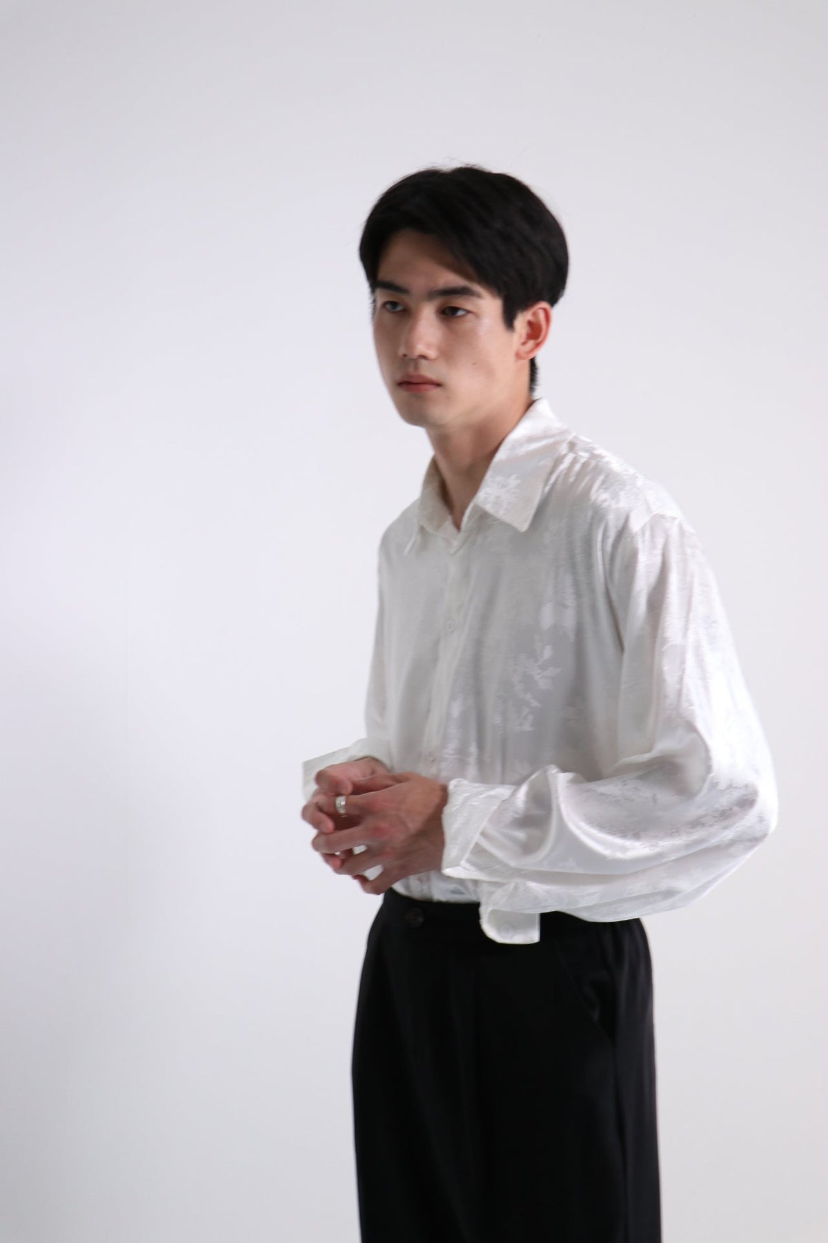 《シャツ1位》Satin china-motif shirt  OR1006