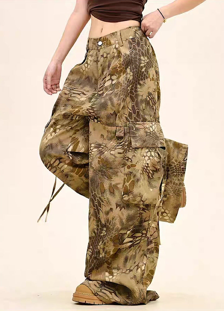 Random leopard print wide silhouette cargo pants  OR1009