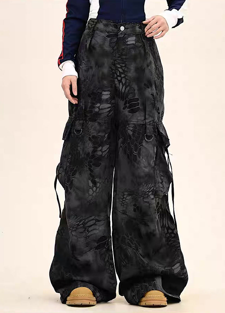 Random leopard print wide silhouette cargo pants  OR1009