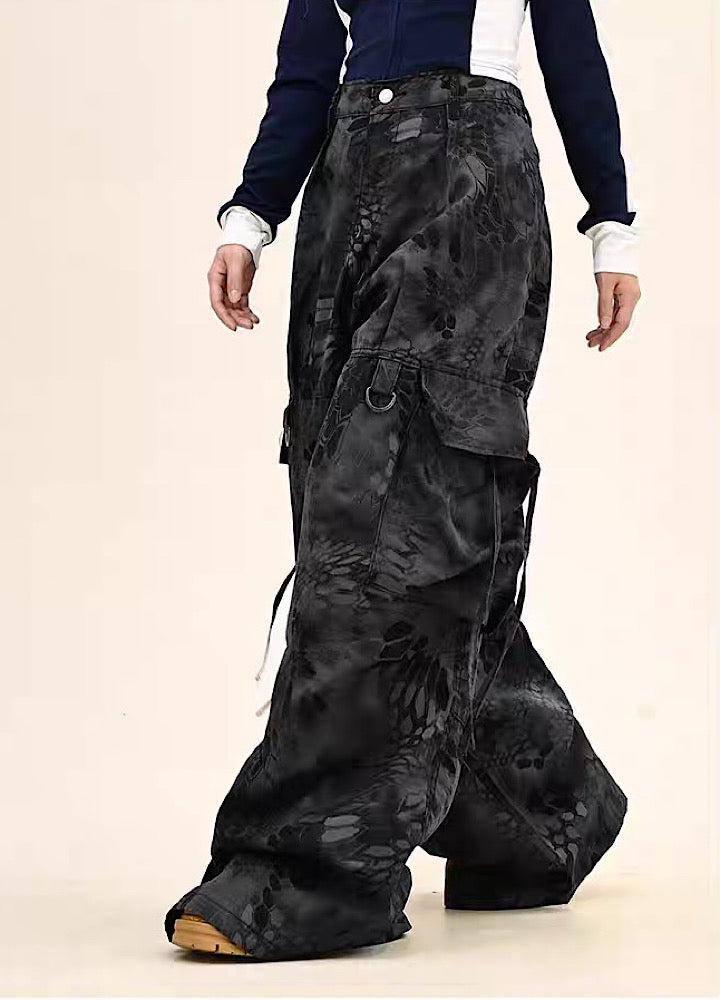 Random leopard print wide silhouette cargo pants  OR1009