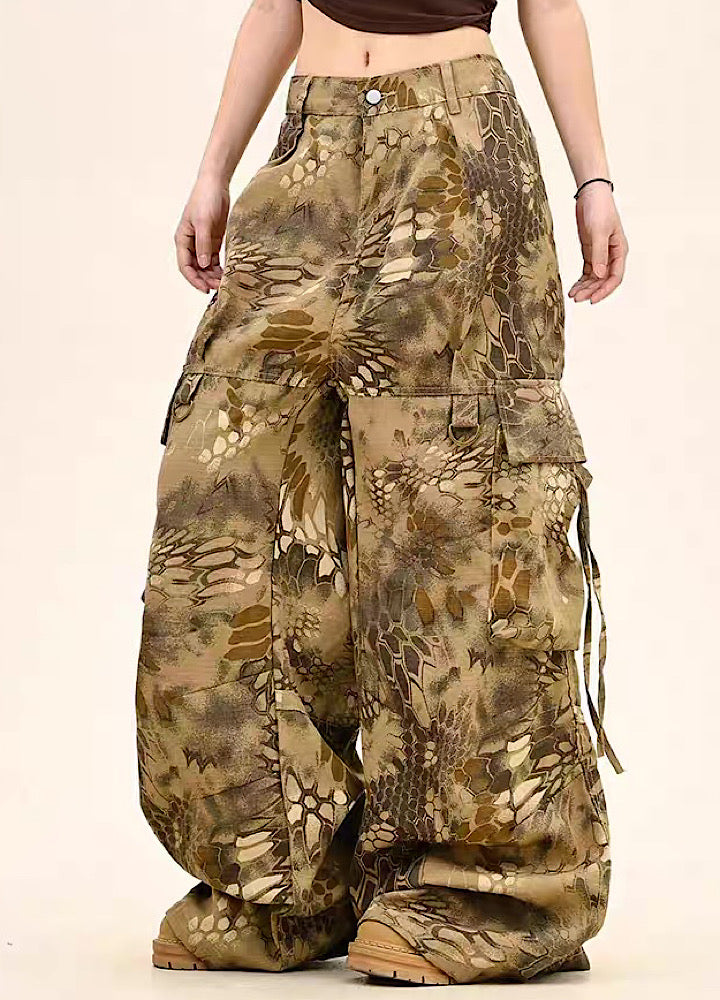 Random leopard print wide silhouette cargo pants  OR1009