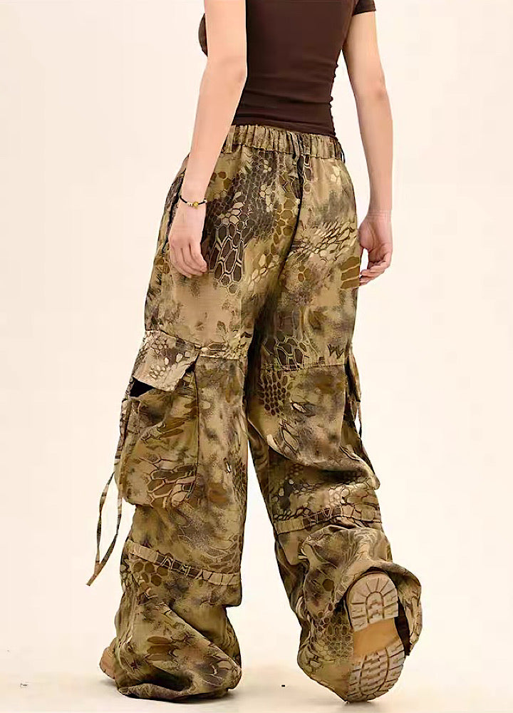 Random leopard print wide silhouette cargo pants  OR1009