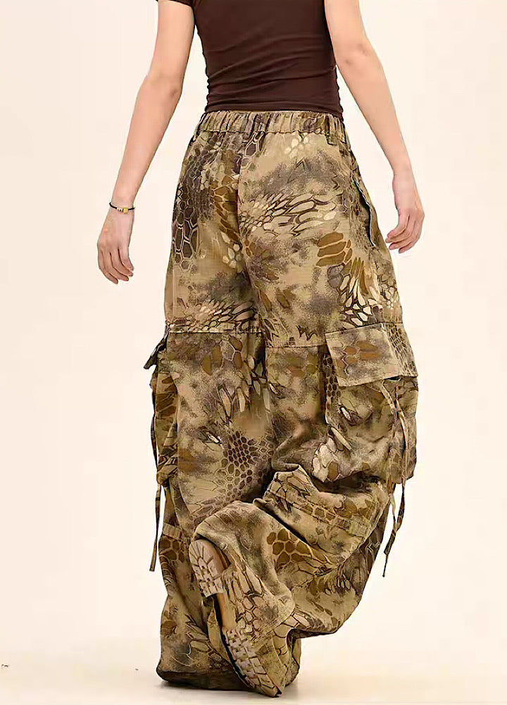 Random leopard print wide silhouette cargo pants  OR1009