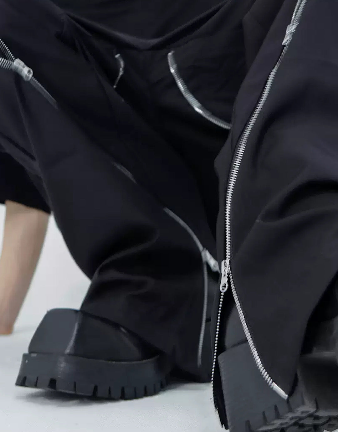 Side doublezipper flared pants  OR1055